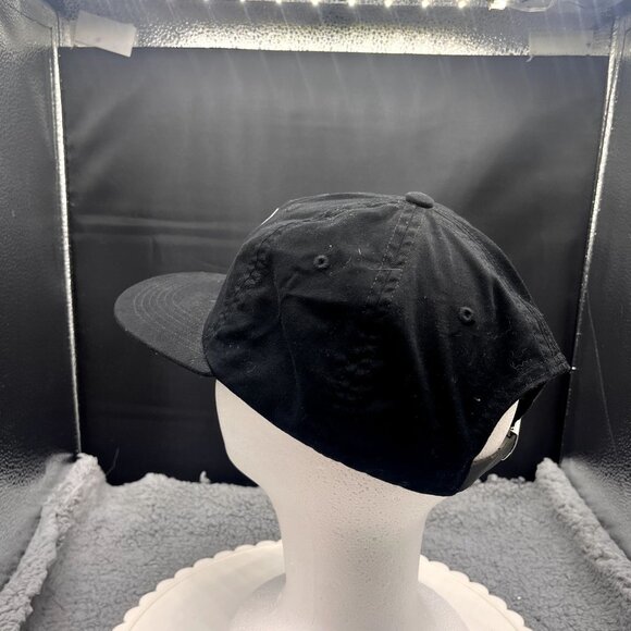 Undefeated Headwear "U" Logo Black and White Adjustable Strapback Hat Cap - Picture 4 of 8